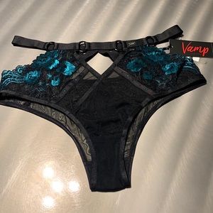 Bras N Things Vamp Linger High Waist Brazilian Panty Size M NWT